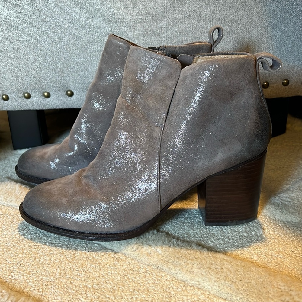 Ankle boots
